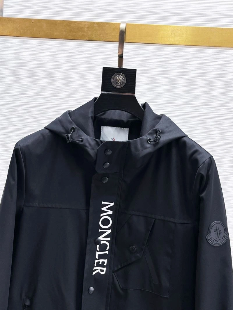 FreshLook Moncler Outwear 140161