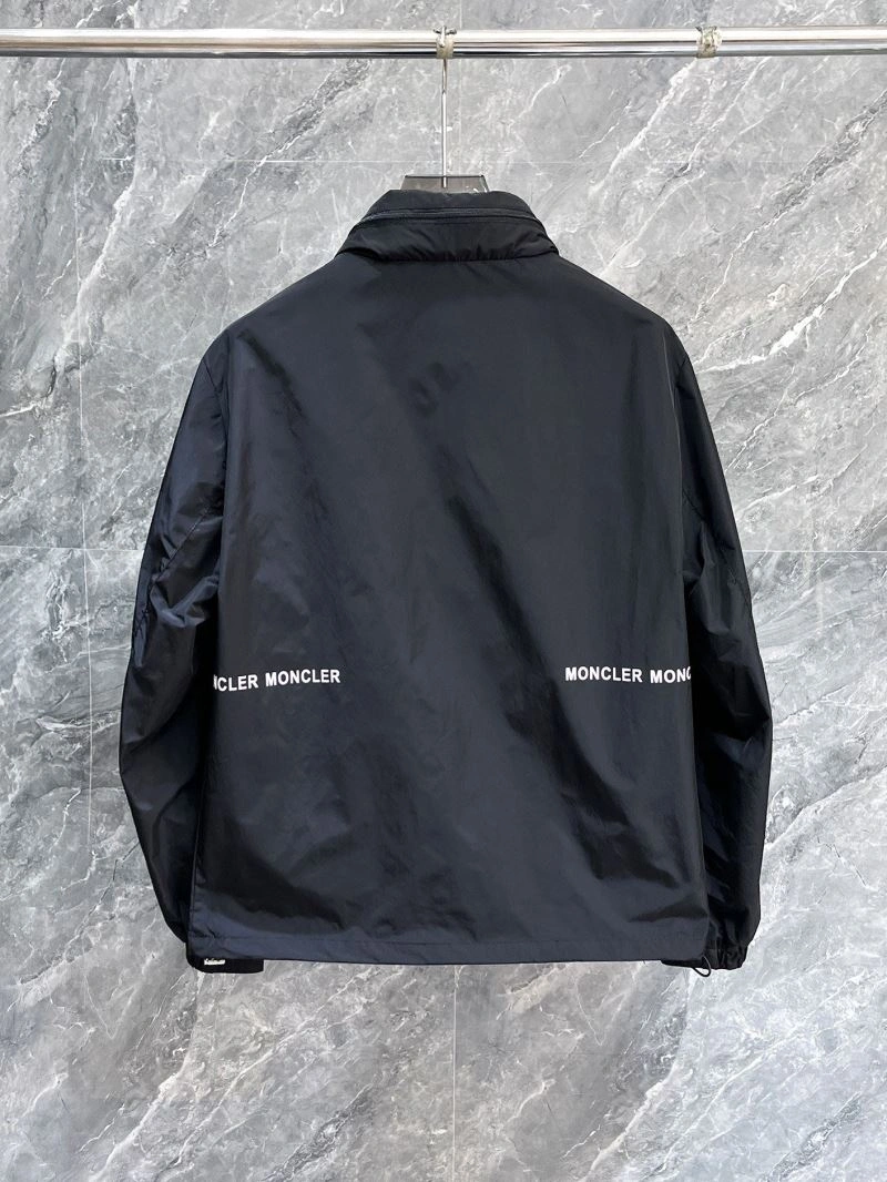 Moncler Outwear Refined 140155