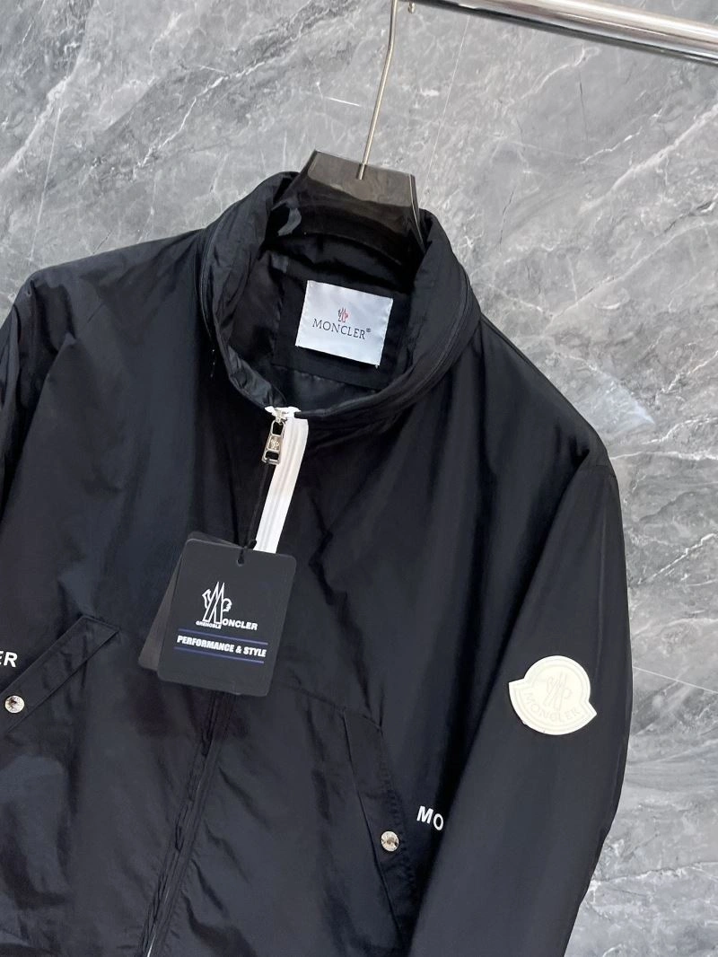 Moncler Outwear Refined 140155