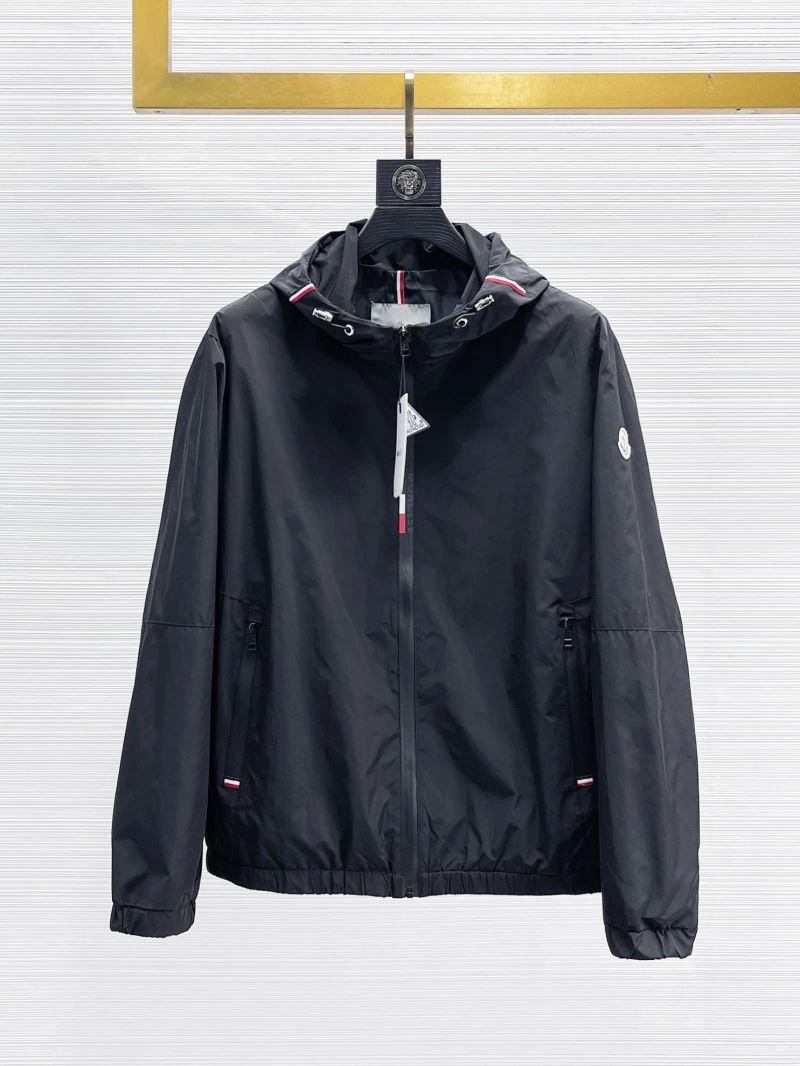 TimelessDesign Moncler Outwear 140172