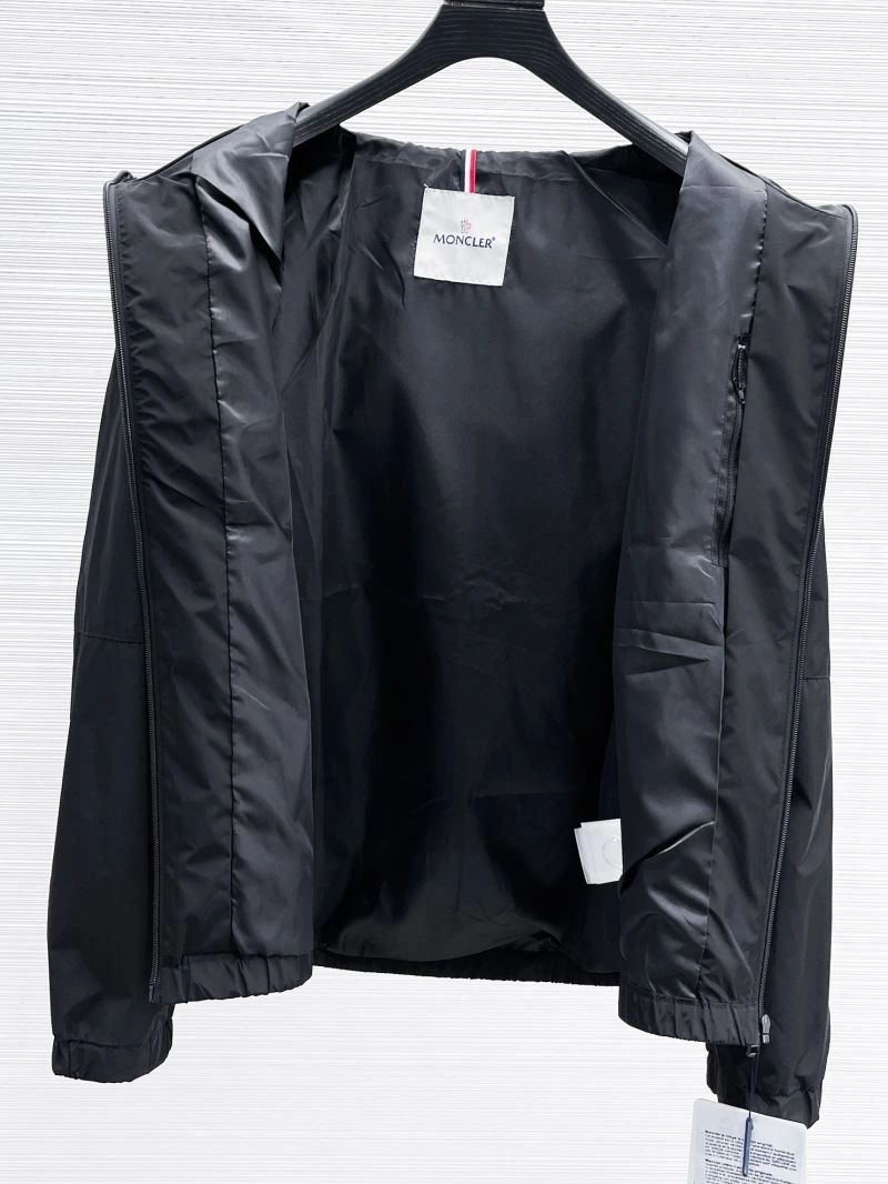 TimelessDesign Moncler Outwear 140172