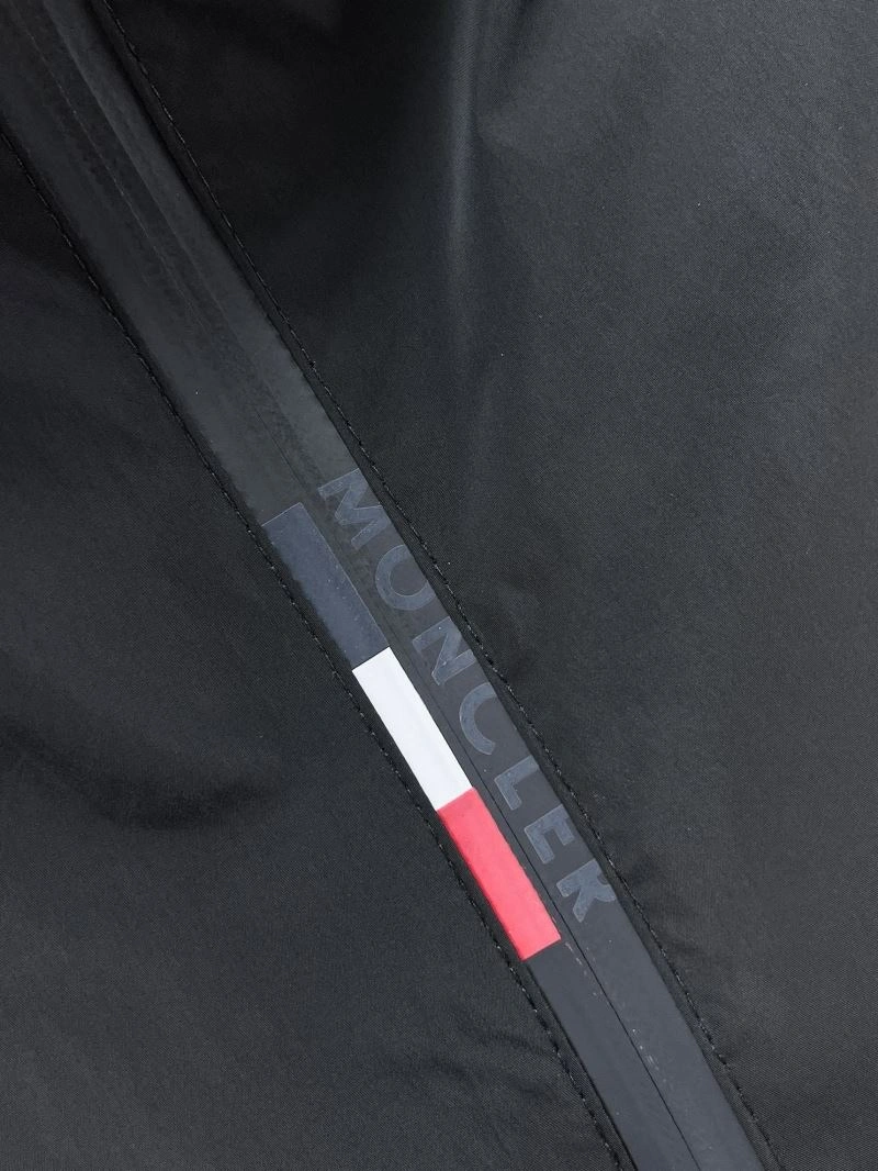 TimelessDesign Moncler Outwear 140172