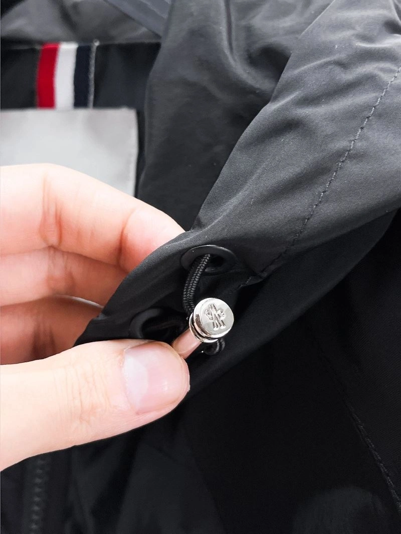 Stylish Moncler Outwear 140176