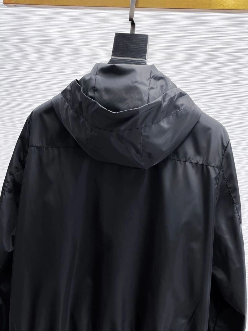 Moncler Outwear QuickDry 140175