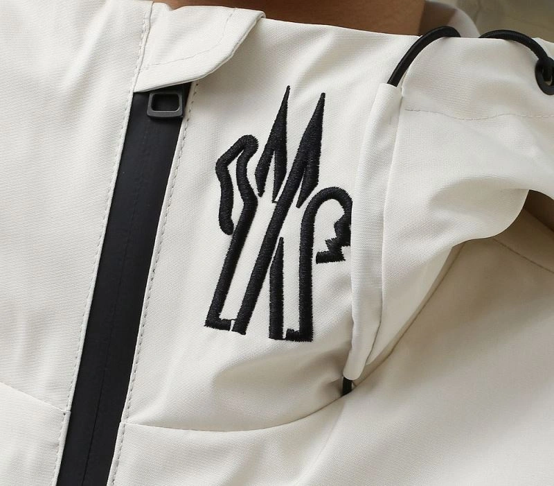 Moncler Outwear HighQuality 140162