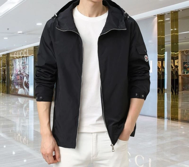 Moncler Outwear Flexible 140153
