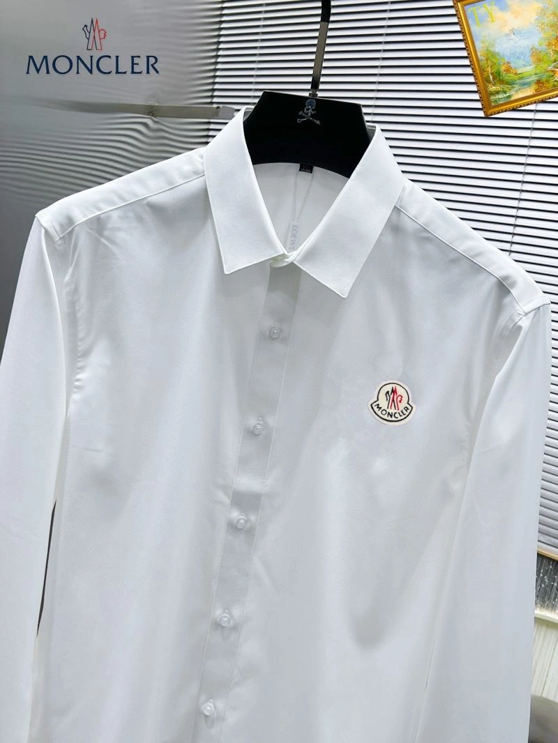 Moncler Shirts Snug 143694