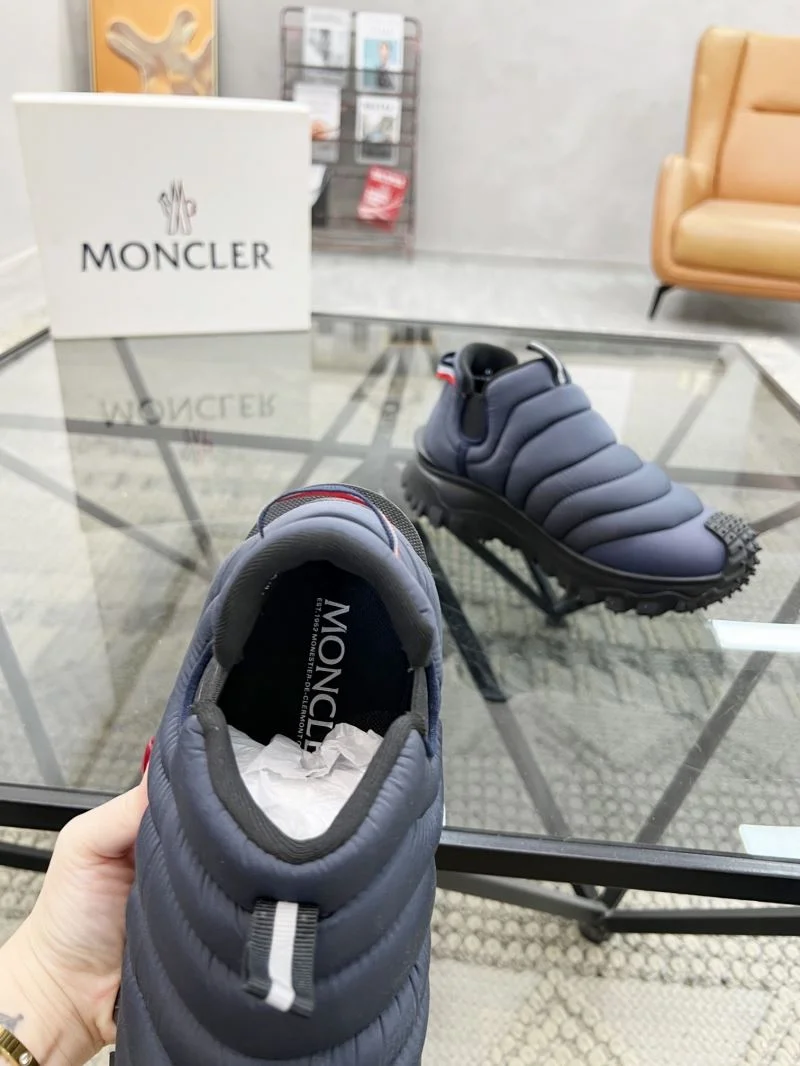 Moncler Shoes Bold 4240