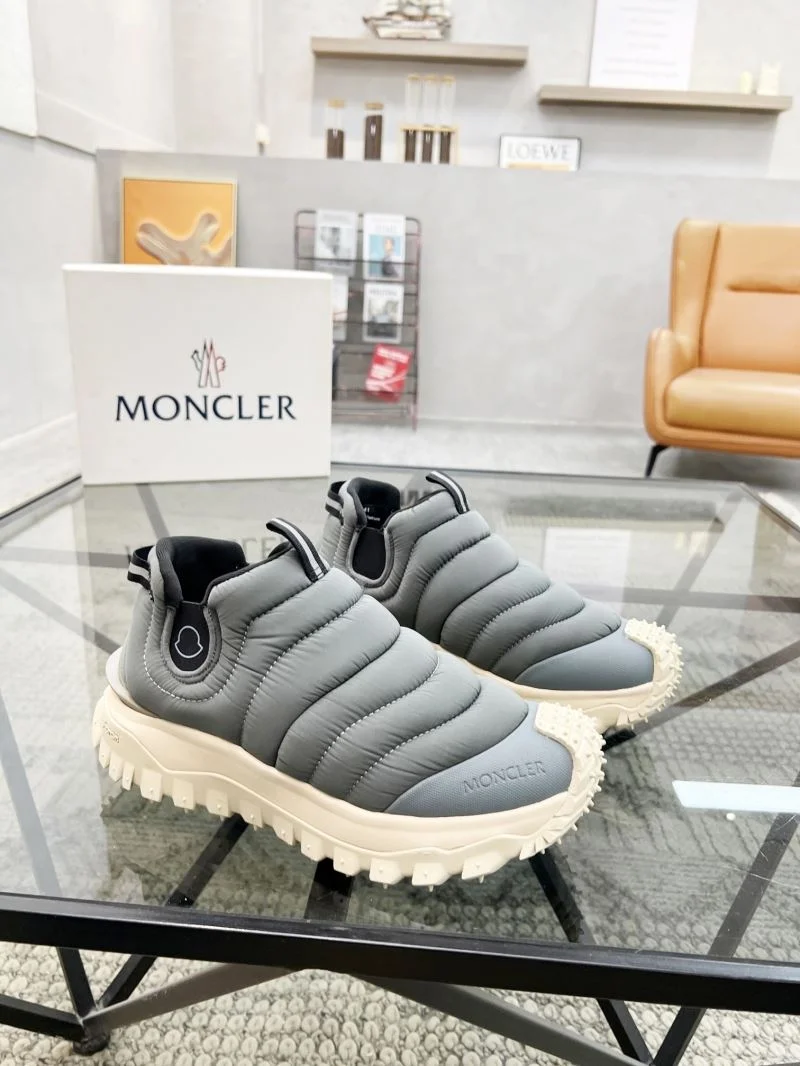 Sleek Moncler Shoes 4288