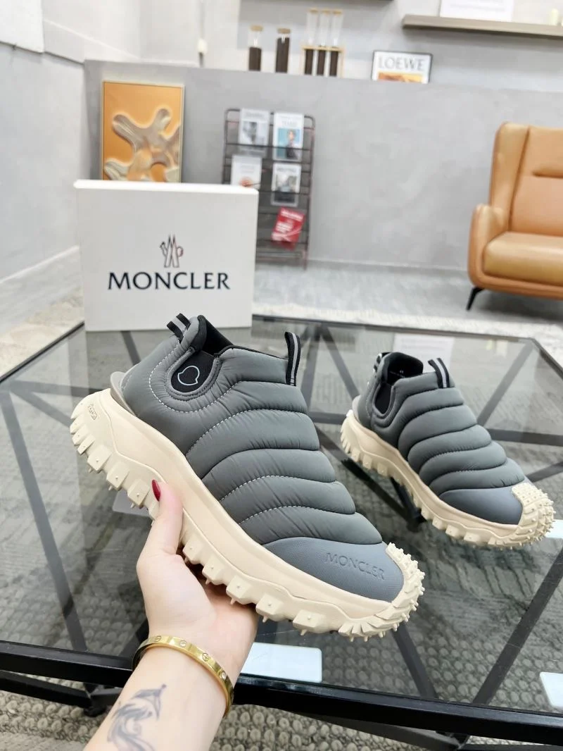 Sleek Moncler Shoes 4288