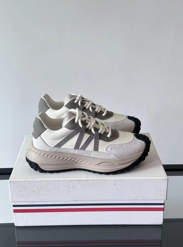 ComfortFit Moncler Shoes 4221