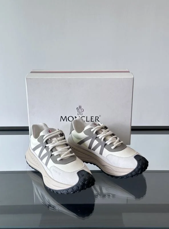 ComfortFit Moncler Shoes 4221