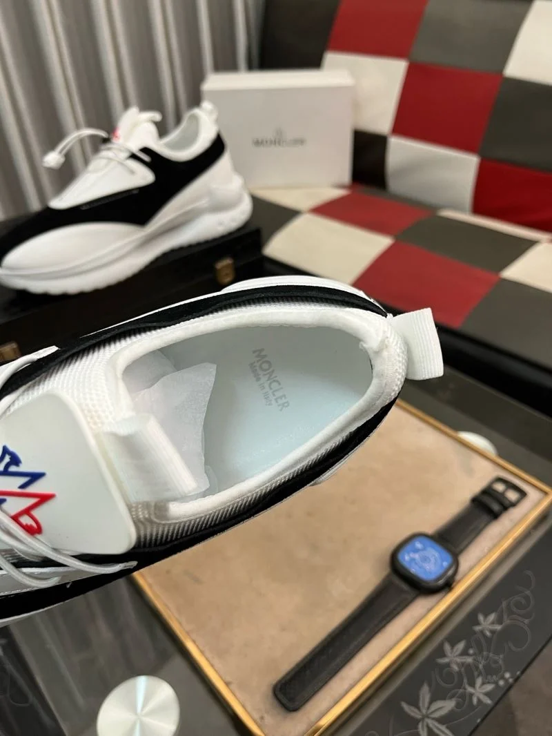 MoistureWicking Moncler Shoes 13672