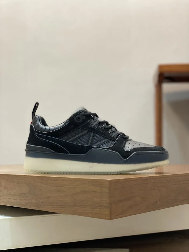 Snug Moncler Shoes 13648
