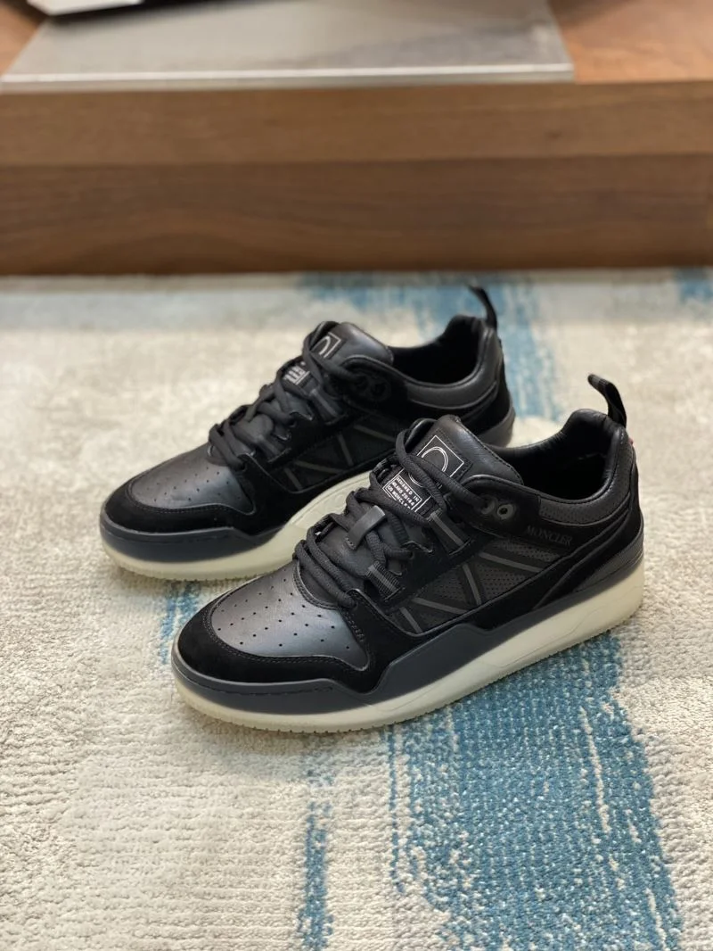 Snug Moncler Shoes 13648