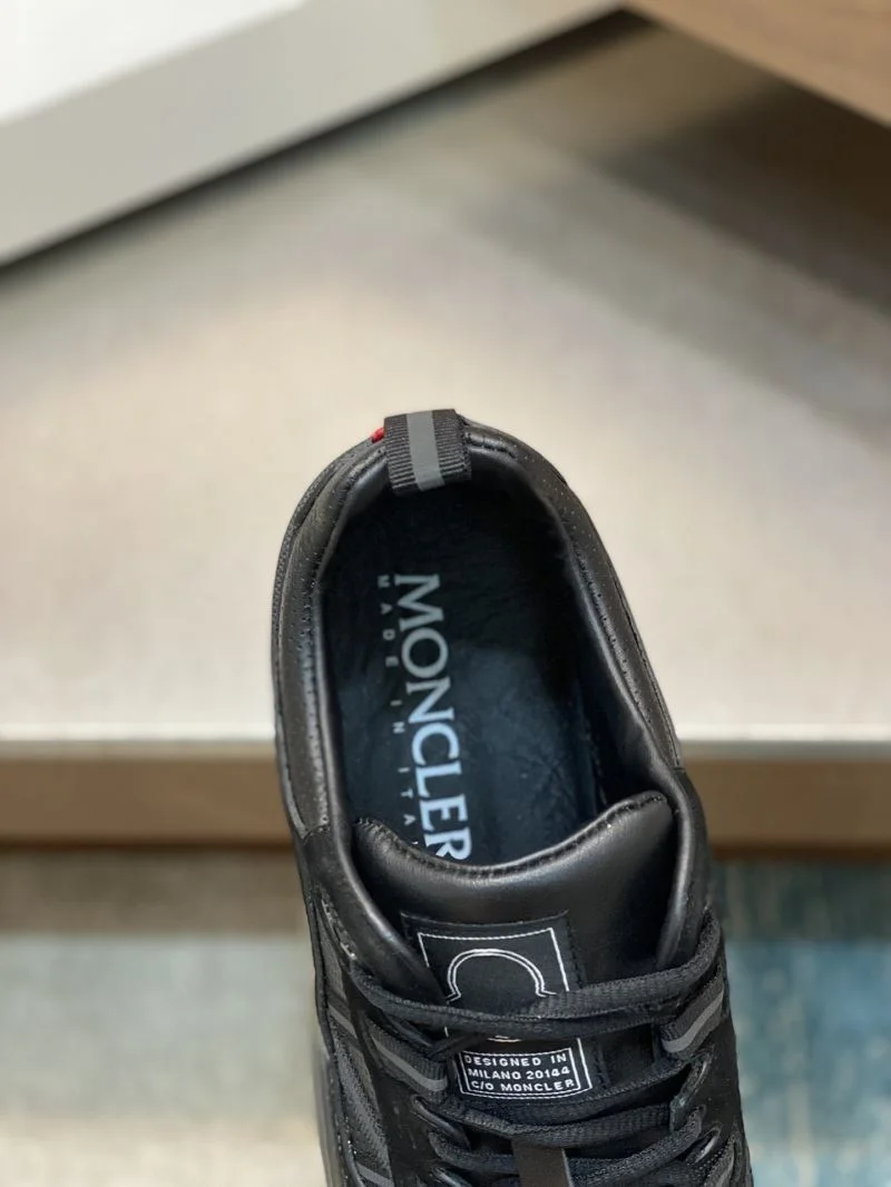 Snug Moncler Shoes 13648