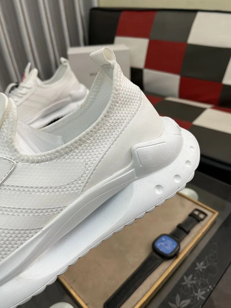 Minimalist Moncler Shoes 13591