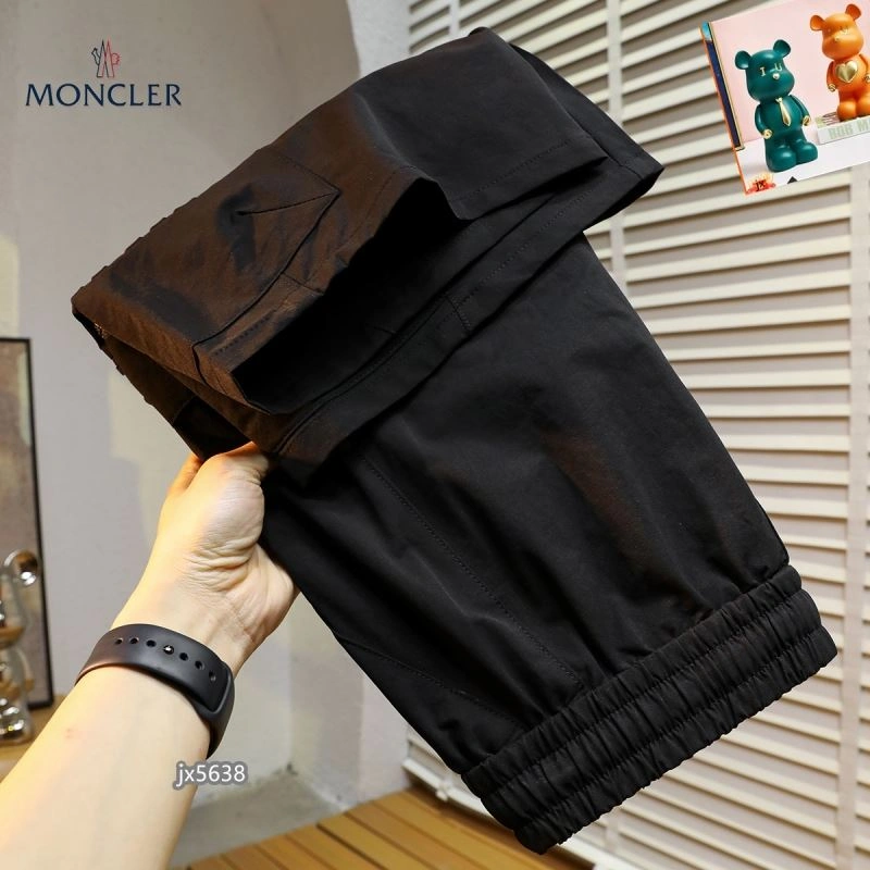 Trendsetting Moncler Short Pants 139850