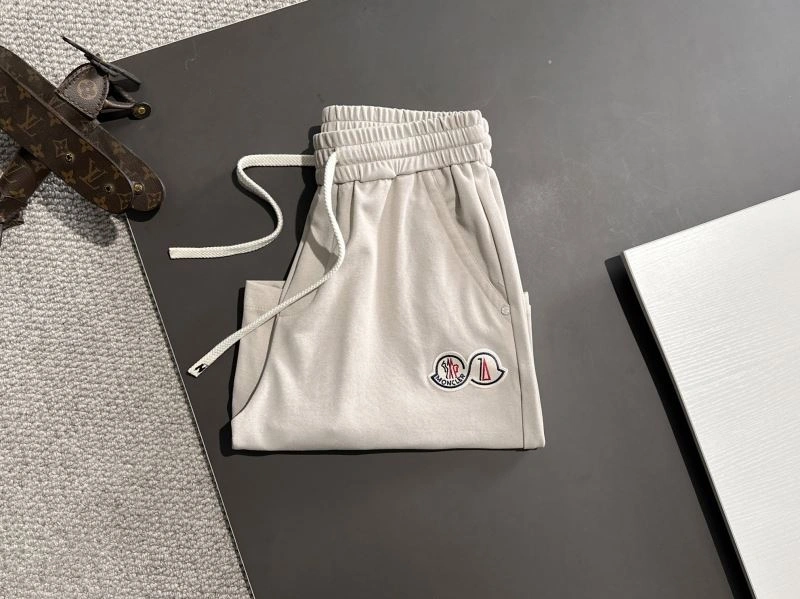 WrinkleFree Moncler Short Pants 142752