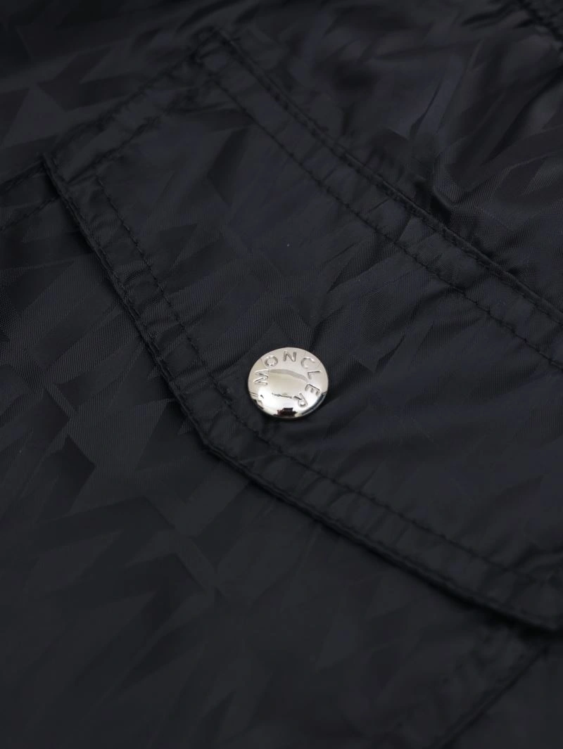 Moncler Short Pants Bold 142749