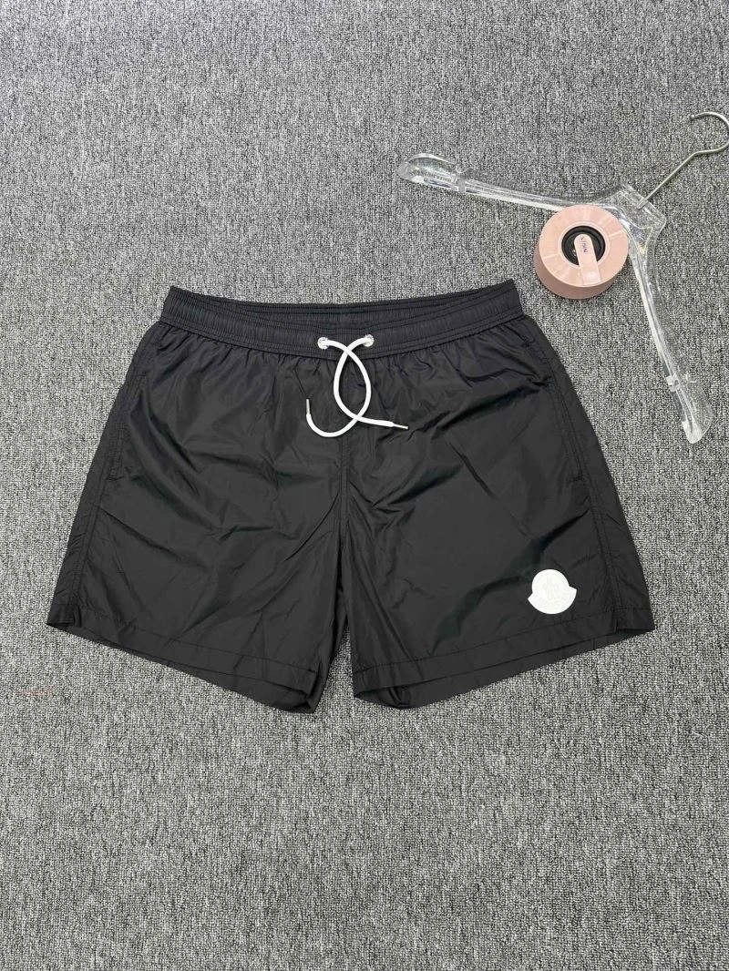 Moncler Short Pants TechFriendly 143317