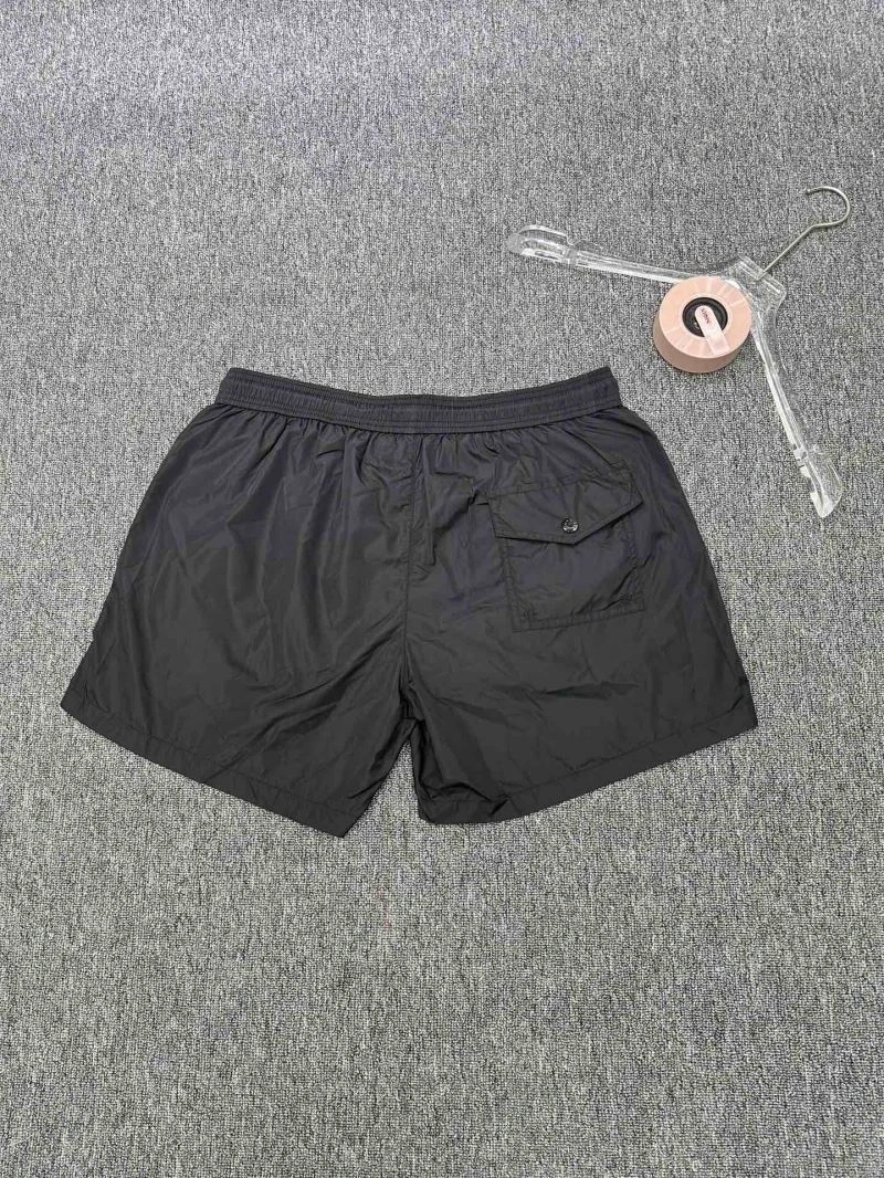 MoistureWicking Moncler Short Pants 143316