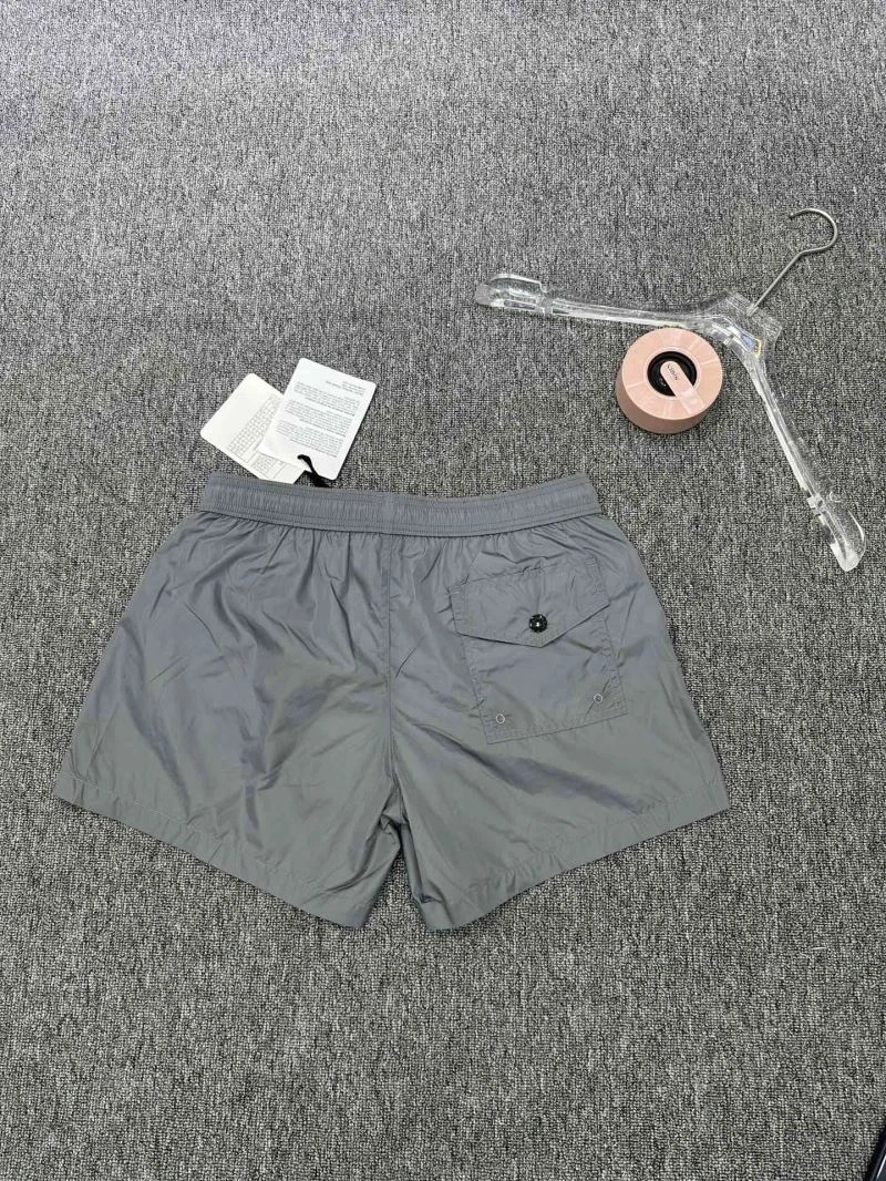 MoistureWicking Moncler Short Pants 143316