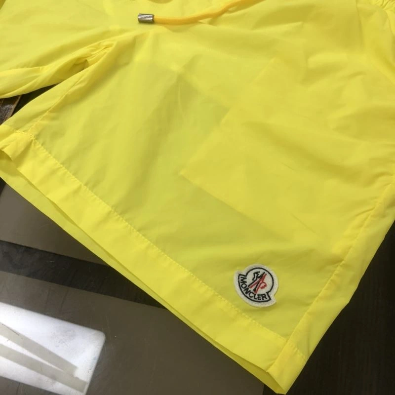 Practical Moncler Short Pants 143305