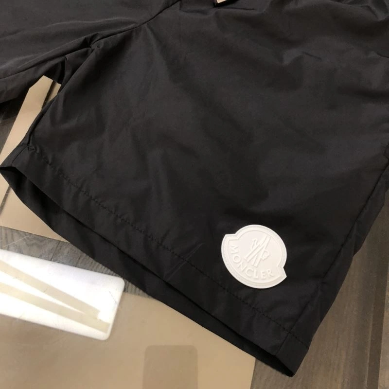 Moncler Short Pants FashionForward 143303