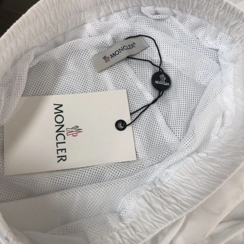Moncler Short Pants SportInspired 143300