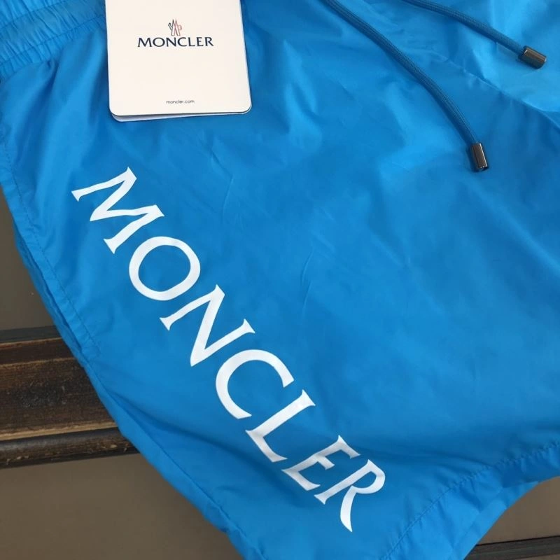MoistureWicking Moncler Short Pants 143299