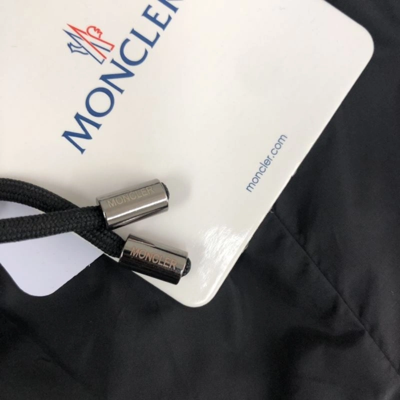 SportInspired Moncler Short Pants 143285