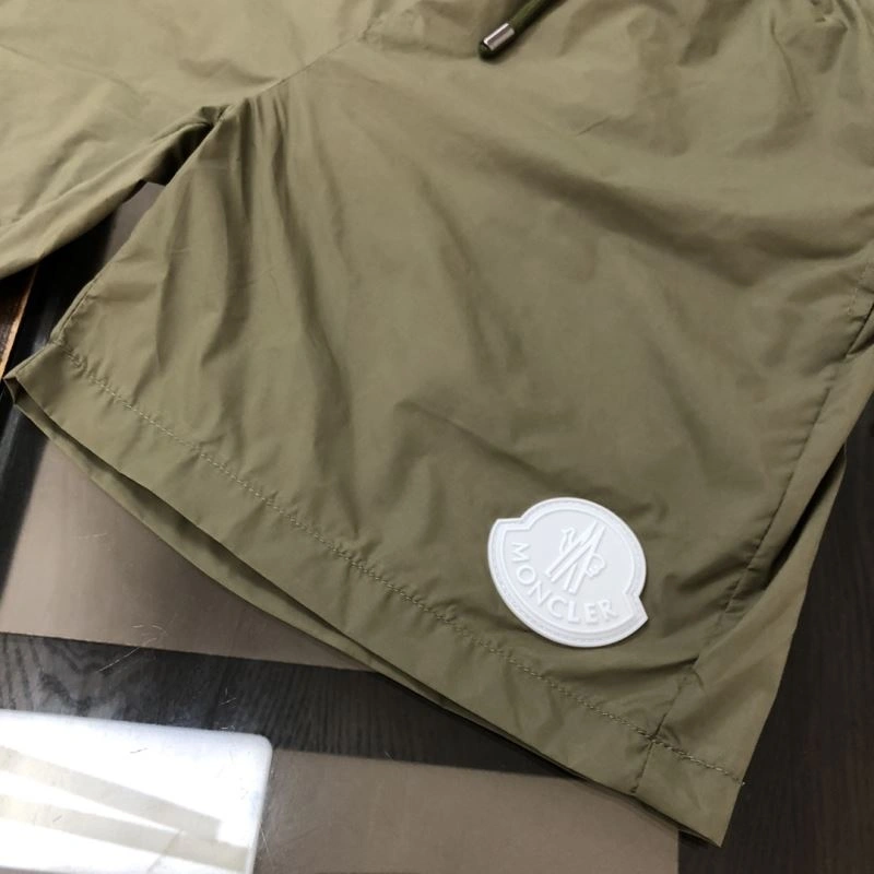 Breathable Moncler Short Pants 143279