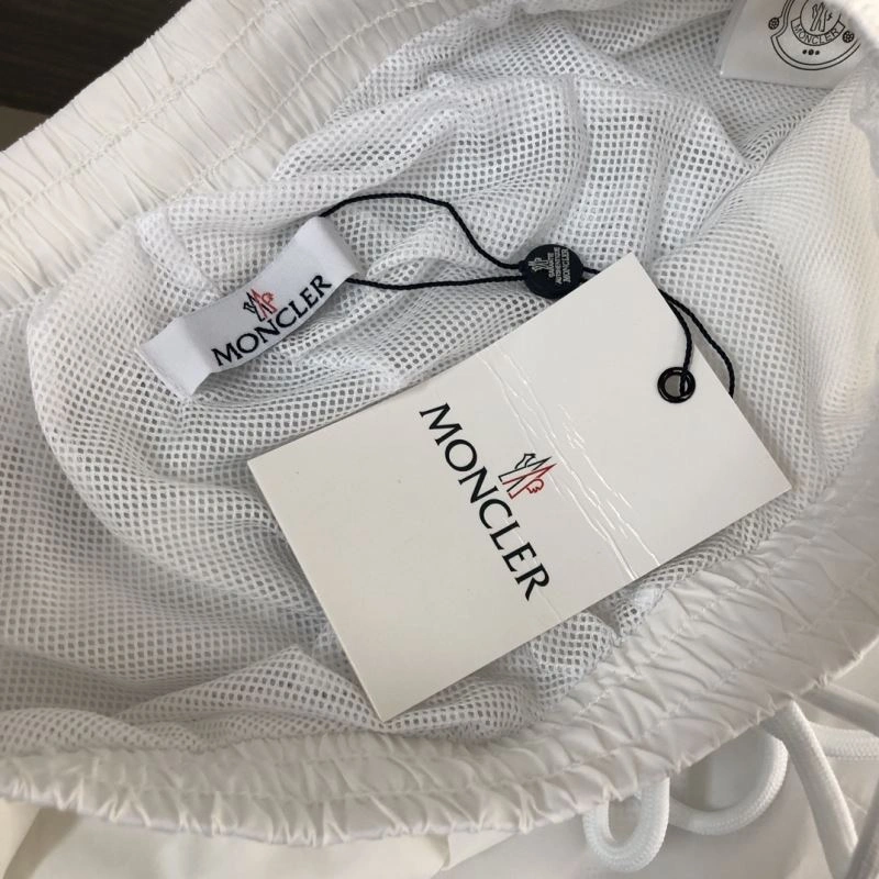 Moncler Short Pants Bold 143283