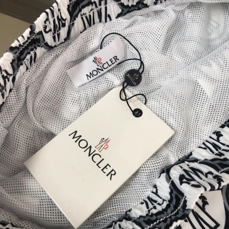 Moncler Short Pants UrbanChic 143289