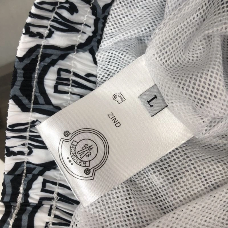 Moncler Short Pants UrbanChic 143289