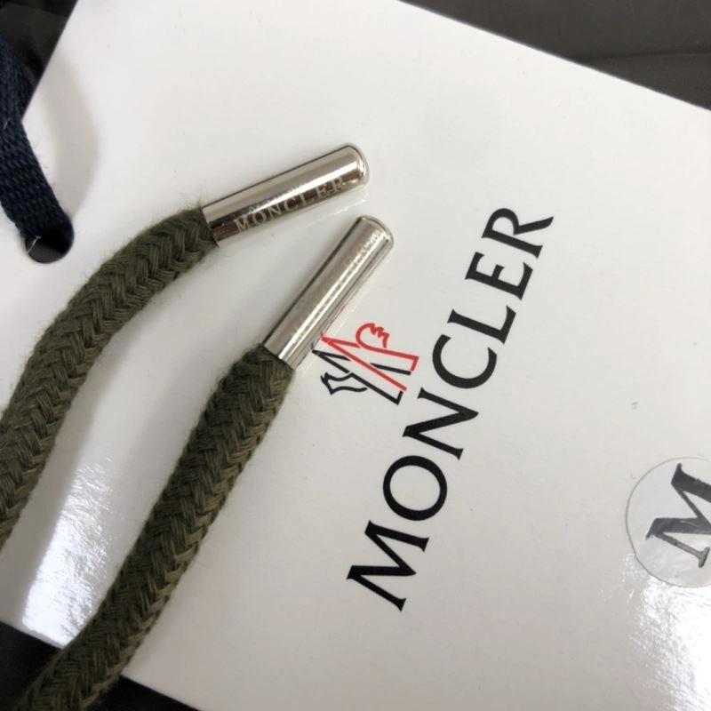 Moncler Short Pants Flexible 143273