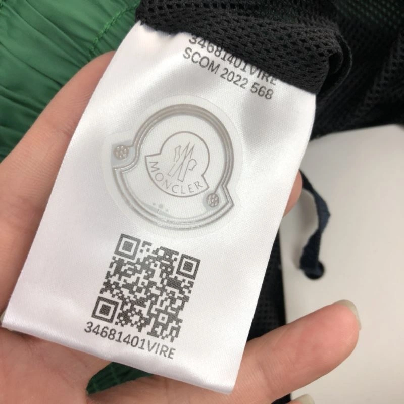 Chic Moncler Short Pants 143346