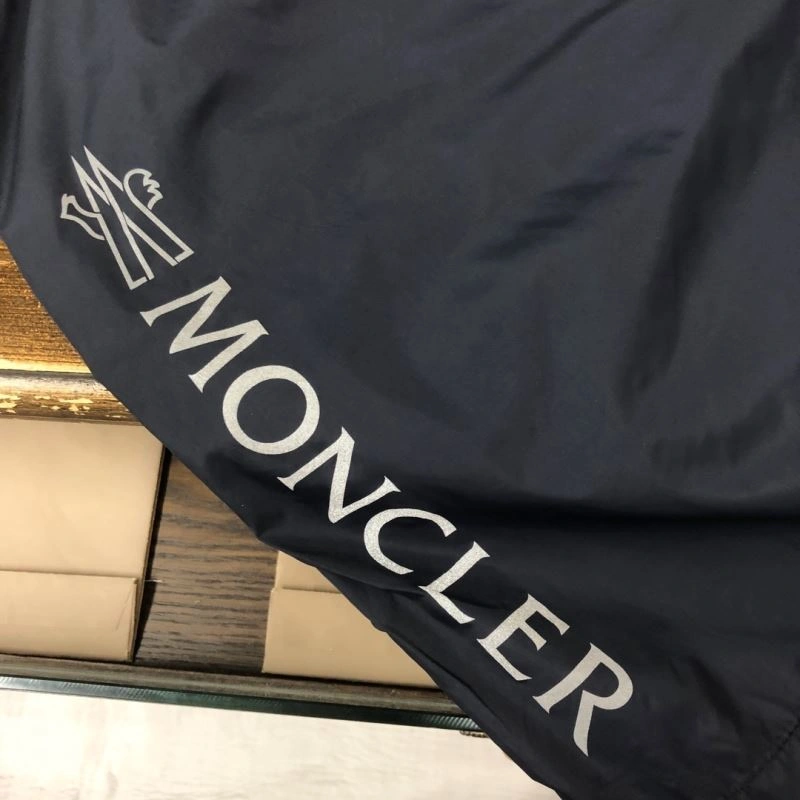 Moncler Short Pants Functional 143263