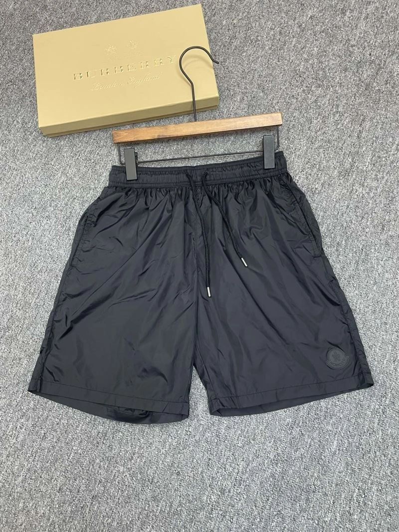 Lightweight Moncler Short Pants 143248