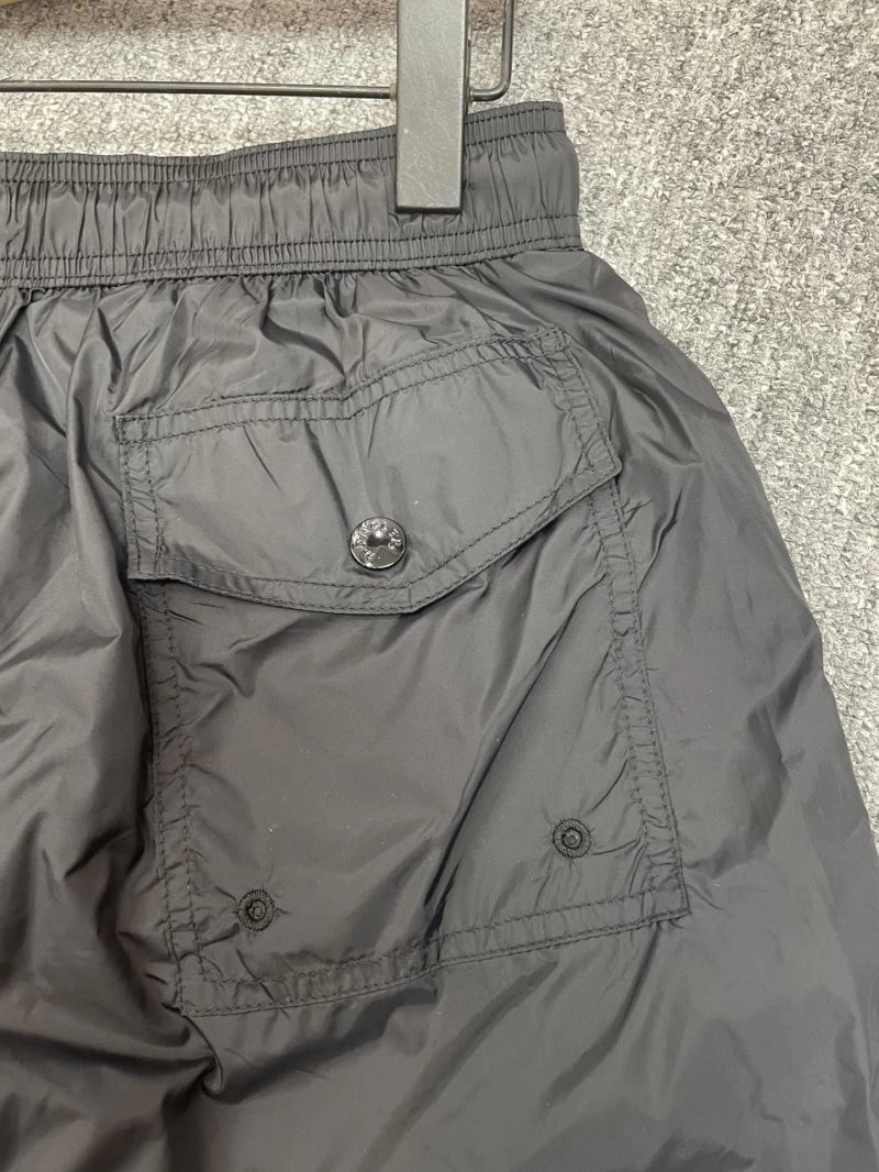 Lightweight Moncler Short Pants 143248
