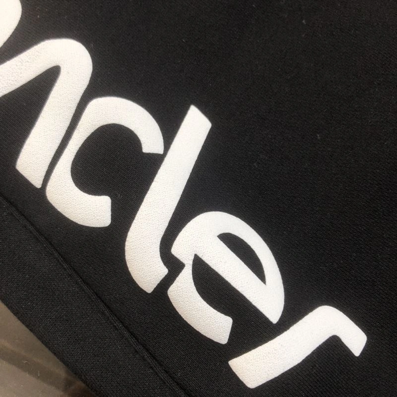 Moncler Short Pants Lightweight 143241