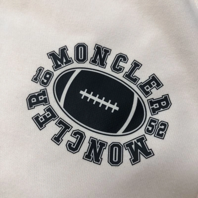 Moncler Short Pants EasyMatch 143238
