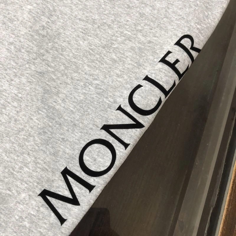 Moncler Short Pants Youthful 143266