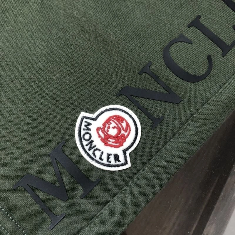 Reliable Moncler Short Pants 143234