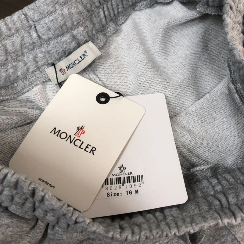 Moncler Short Pants DailyWear 143229