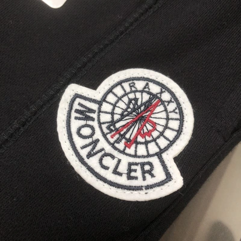 ComfortFit Moncler Short Pants 143218