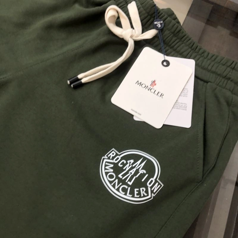 Moncler Short Pants Cozy 143219