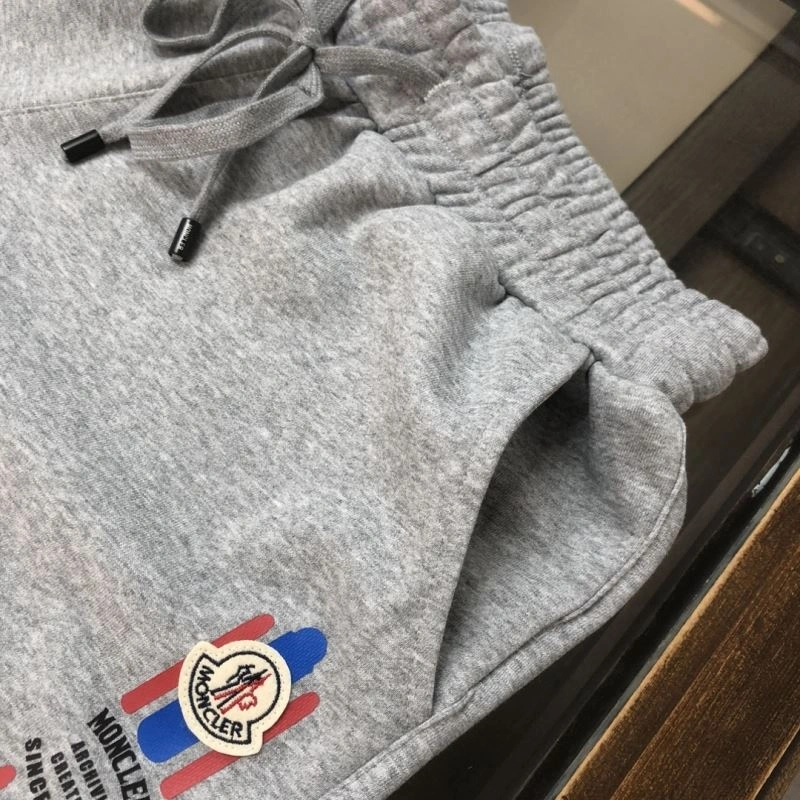 Moncler Short Pants ZipUp 143210