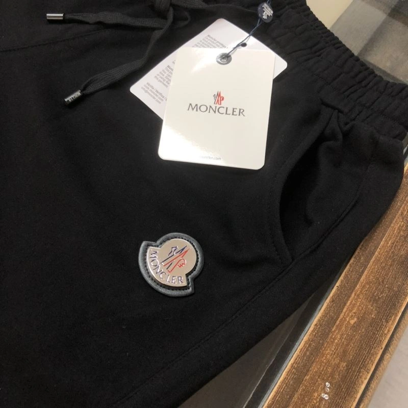 Stretchable Moncler Short Pants 143211